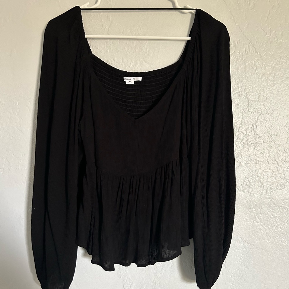 O’Neil top black size medium